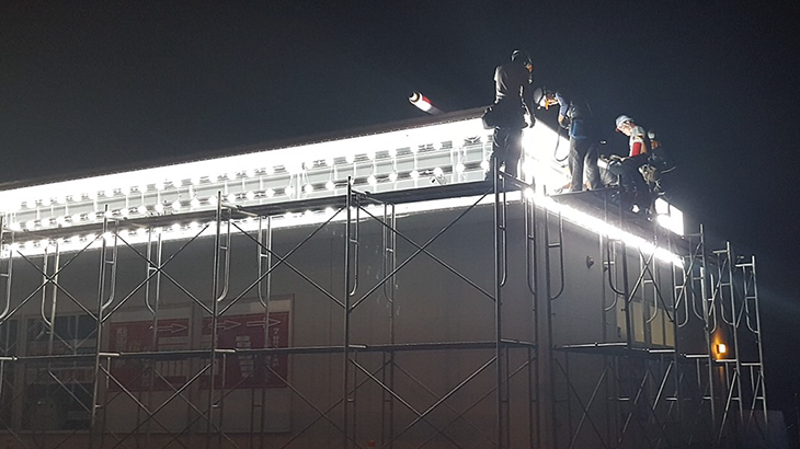 ネオン及び看板施工